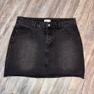 Others Follow Women's Distressed Faded Black Denim Mini Skirt Size XL
